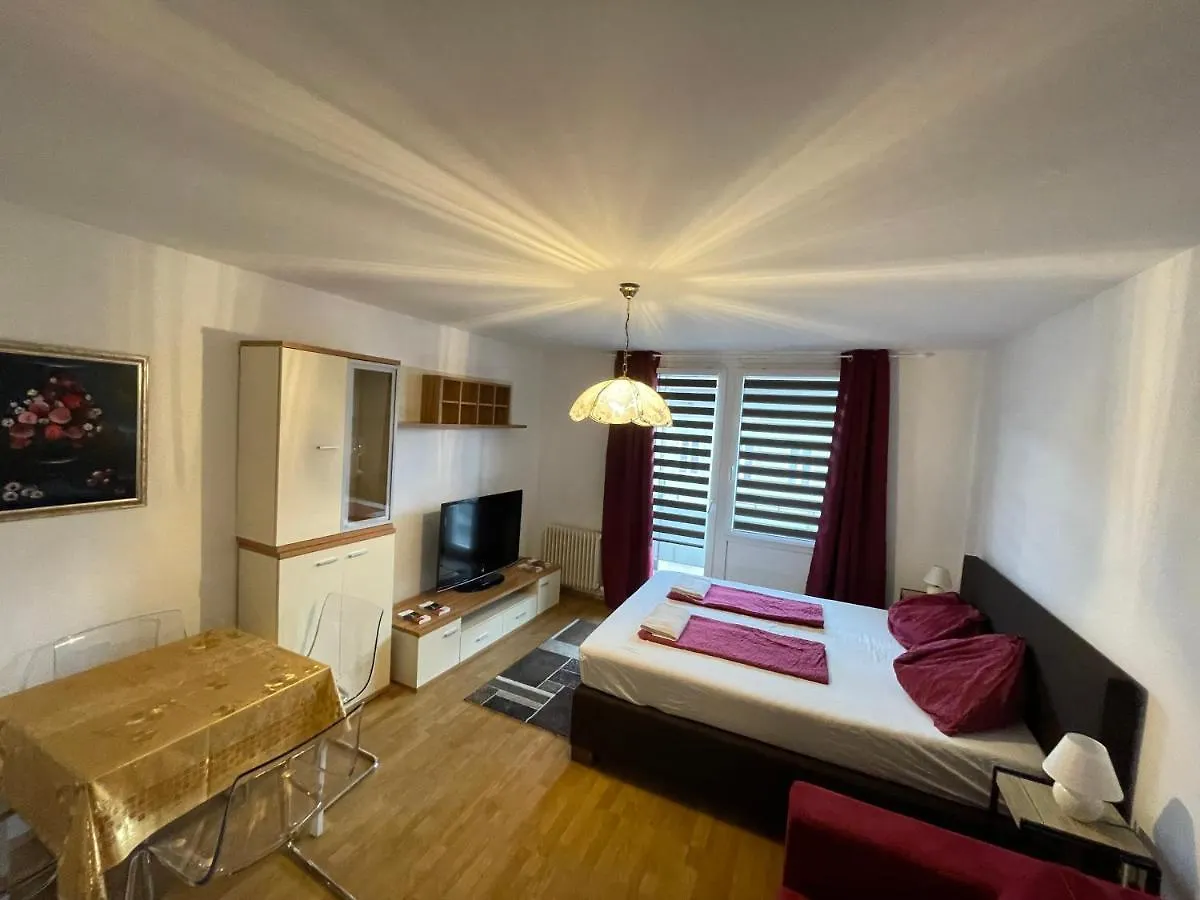 Apartments Rh Vienna 0*,